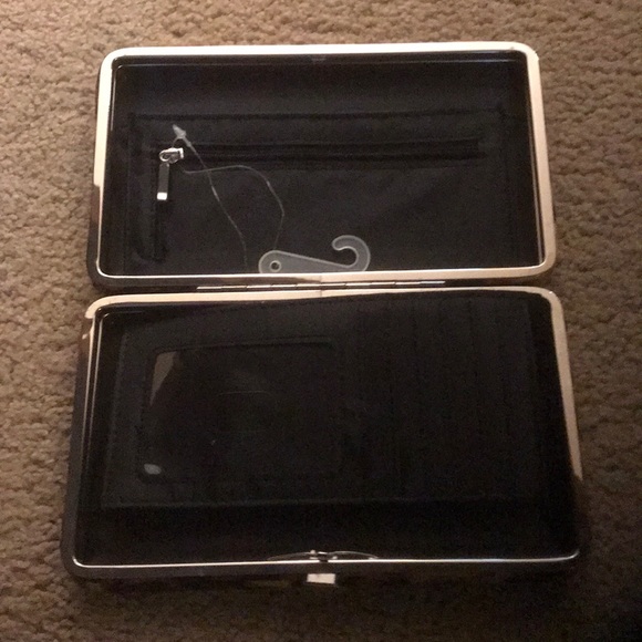 Wallet - Picture 2 of 2